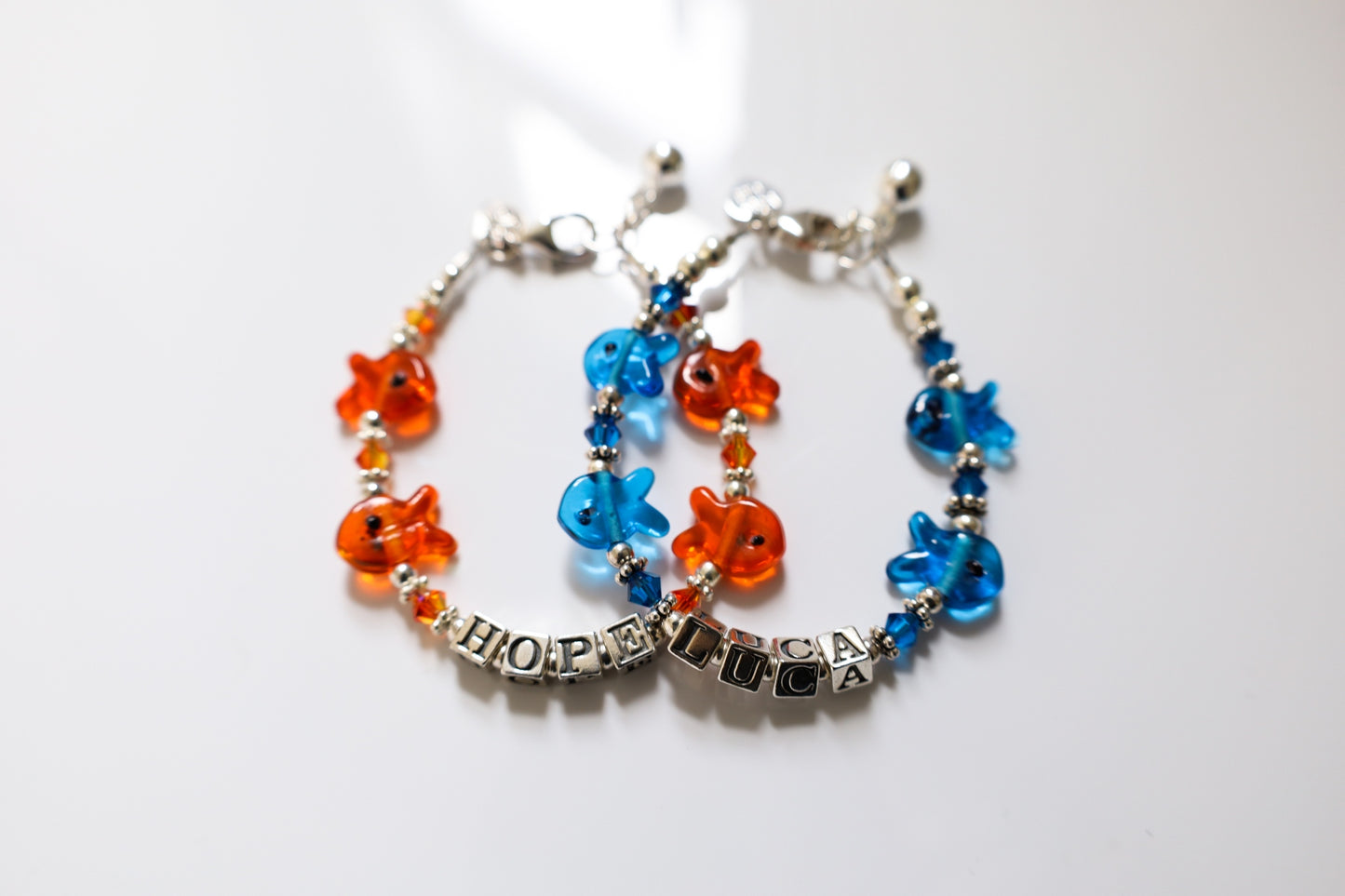 DORY FISH NAME BRACELET (CAPRI BLUE)